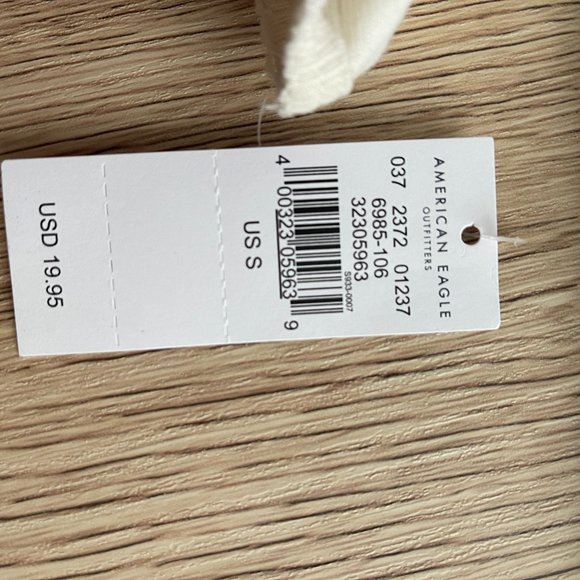 American Eagle White Cropped Tee Size S - Picture 4 of 4
